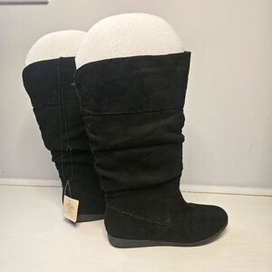 St.Johns Bay Womens black memory foam pull-on boots size 10 medium‎